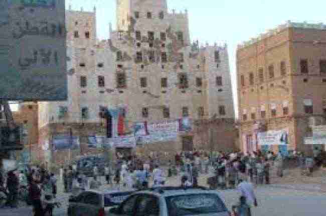 مقتل 6 مدنيين بقطن حضرموت في تفجير يشتبه بأنه من تدبير القاعدة