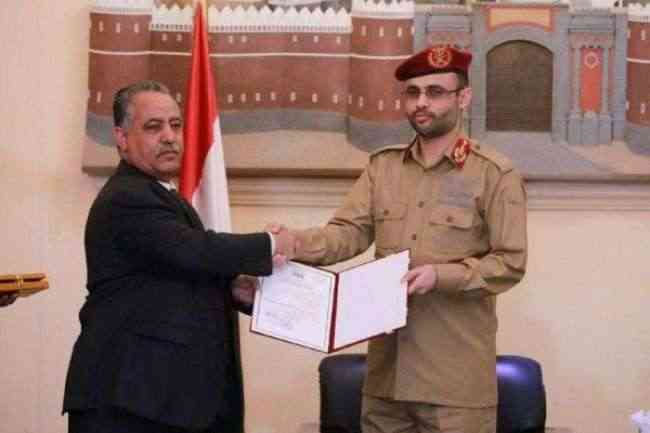 الحوثي يجاهر بمشروعه الطائفي ويعين عمه وزيرا للداخلية بصنعاء