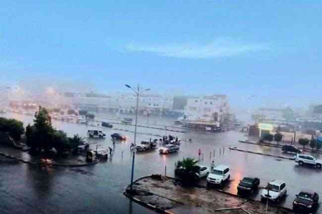 أمطار غزيرة في عدن وتوقعات بأسبوع عاصف .. تفاصيل هامة