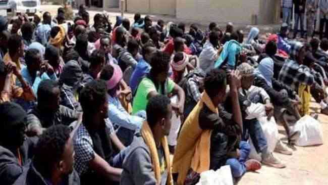 السلطات اليمنية ترحل 650 مهاجرا غير شرعيا عبر مطار عدن