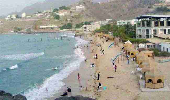 خفر السواحل توجه تحذير هام لمرتادي شواطئ عدن