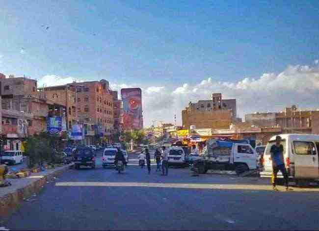قتلى وجرحى باشتباكات بين الأمن ومسلحين وسط مدينة تعز