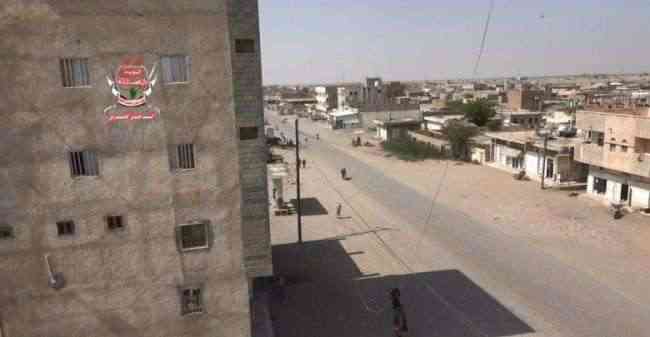 حشود حوثية كبيرة صوب حيس بالتزامن مع قصف عنيف .. تفاصيل