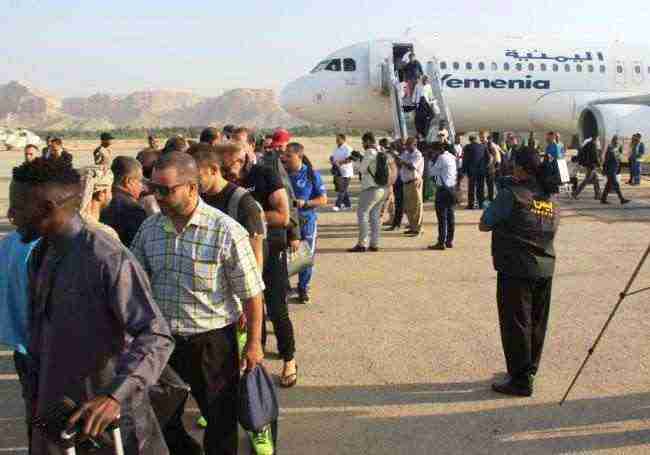 صول 48 شخصية أجنبية وعربية الى سيئون للمشاركة في بطولة العالم للملاكمة