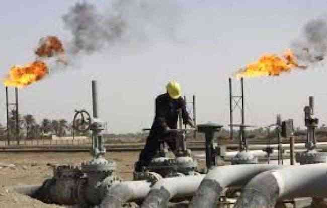 ارتفاع أسعار النفط أكثر من 2% مع اتجاه أوبك لتمديد خفض المعروض