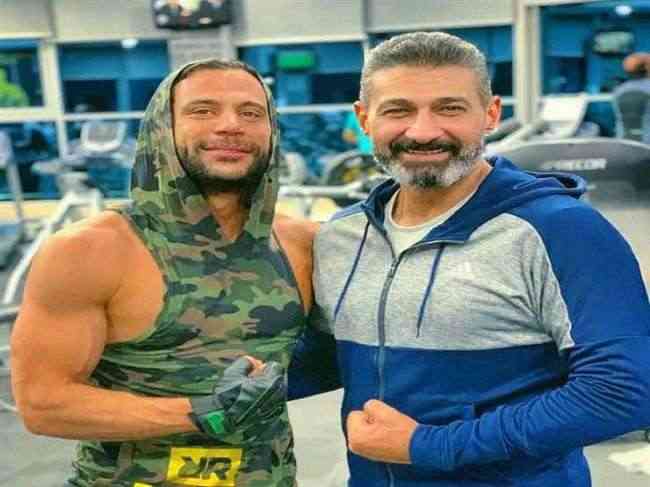 محمد إمام يوجه رسالة لياسر جلال من داخل الجيم