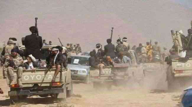 الحوثيون يدفعون بتعزيزات عسكرية ضخمة نحو الحديدة