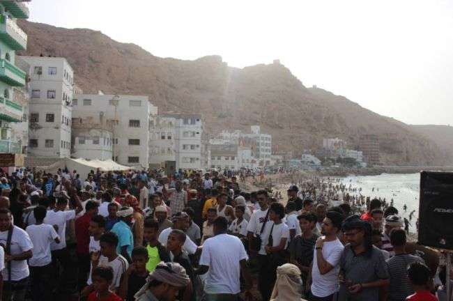 المكلا .. بحضور جماهيري كبير  بدء فعاليات مهرجان موسم نجم البلدة السياحي 2019