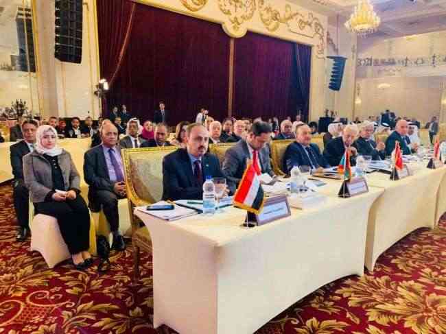 الارياني يدعو نظرائه العرب لمجابهة المشروع الإيراني