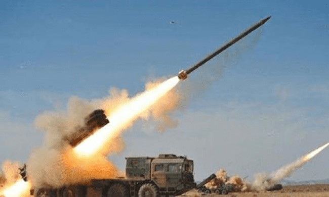 انفجارات عنيفة تهز مدينة مأرب