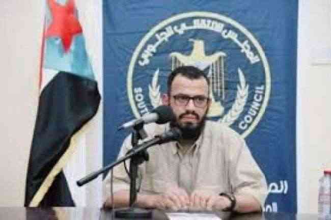 أول تعليق لهاني بن بريك على طلب الإخوان بإقالته