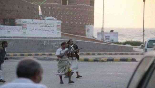 الحوثيون يختطفون تاجر ويعذبونه حتى الموت وينهبون أمواله في الحديدة