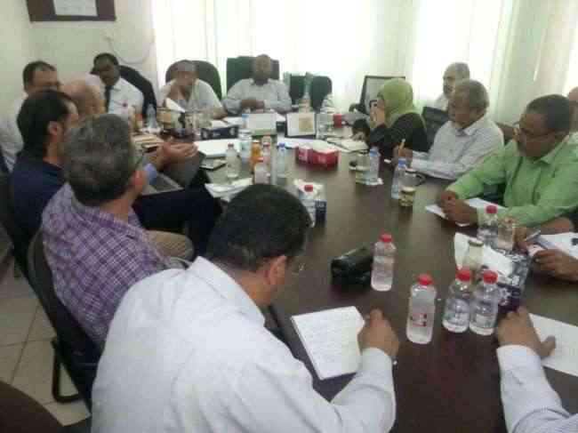 وزارة الزراعة و "الفاو" تناقشان مسودة مشروع تحسين الأمن الغذائي لصغار المزارعين بعدن