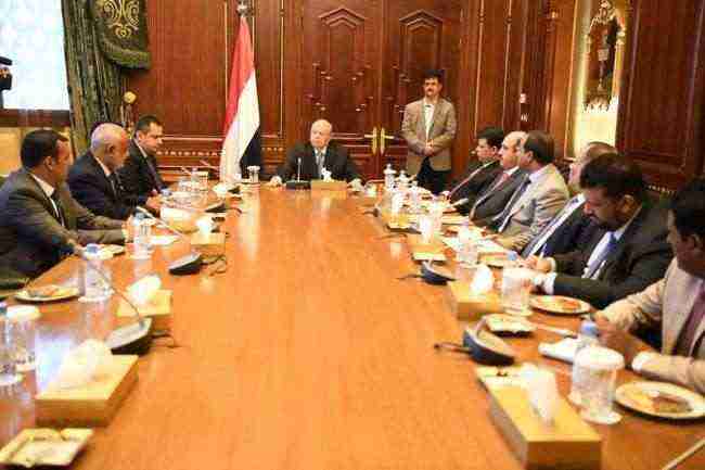 رئيس الجمهورية : نستشعر حجم المعاناة والصعوبات التي تواجه شعبنا سواء في المناطق المحررة او التي تحت سيطرة الانقلابيين