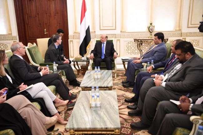 وزير البريطاني : موقف المملكة المتحدة واضح وصريح في دعم شرعية الرئيس هادي ووحدة اليمن وامنه واستقراره