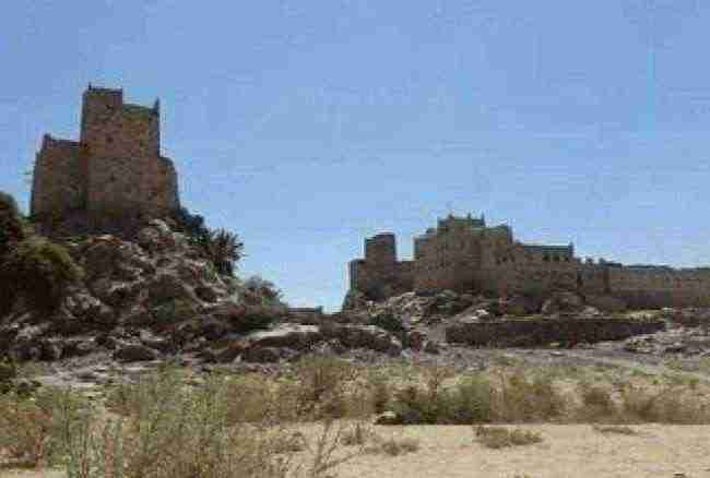 قصف حوثي يدمر منزل في ناطع بالبيضاء وسقوط ضحايا